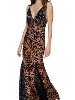 Lace Panel Devore Strappy Animal Print Maxi Dress, with black lace trim. Sz 12